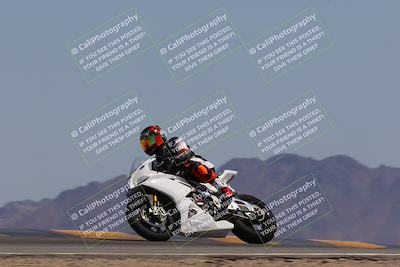 media/Apr-09-2023-SoCal Trackdays (Sun) [[333f347954]]/Turn 9 Side (140pm)/